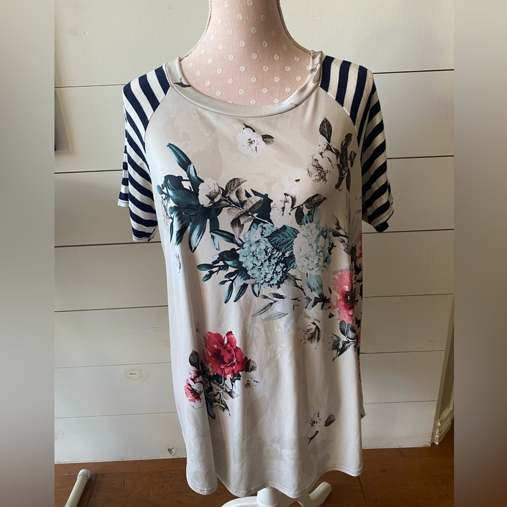 Striped and Floral Egs of Eloges Blouse